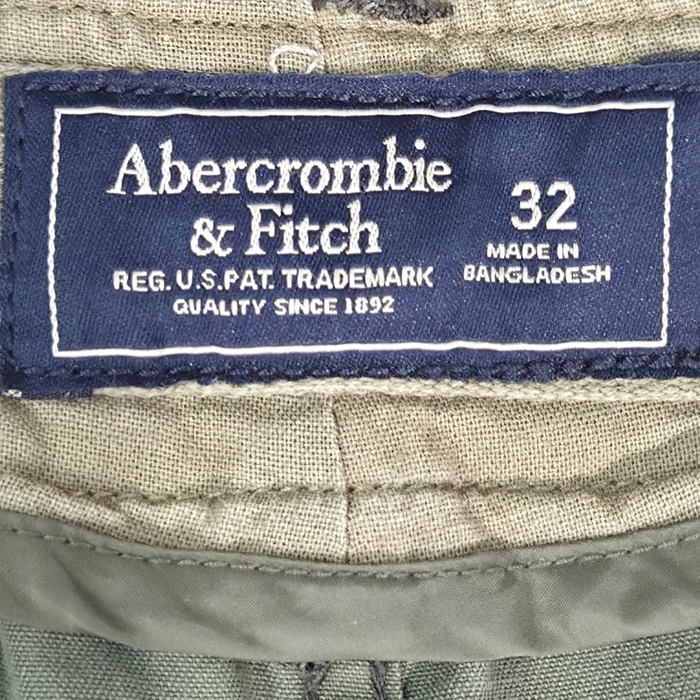Abercrombie & Fitch Cargo Shorts Mens 32 Green Camo Excellent Military Utility - Picture 2 of 4